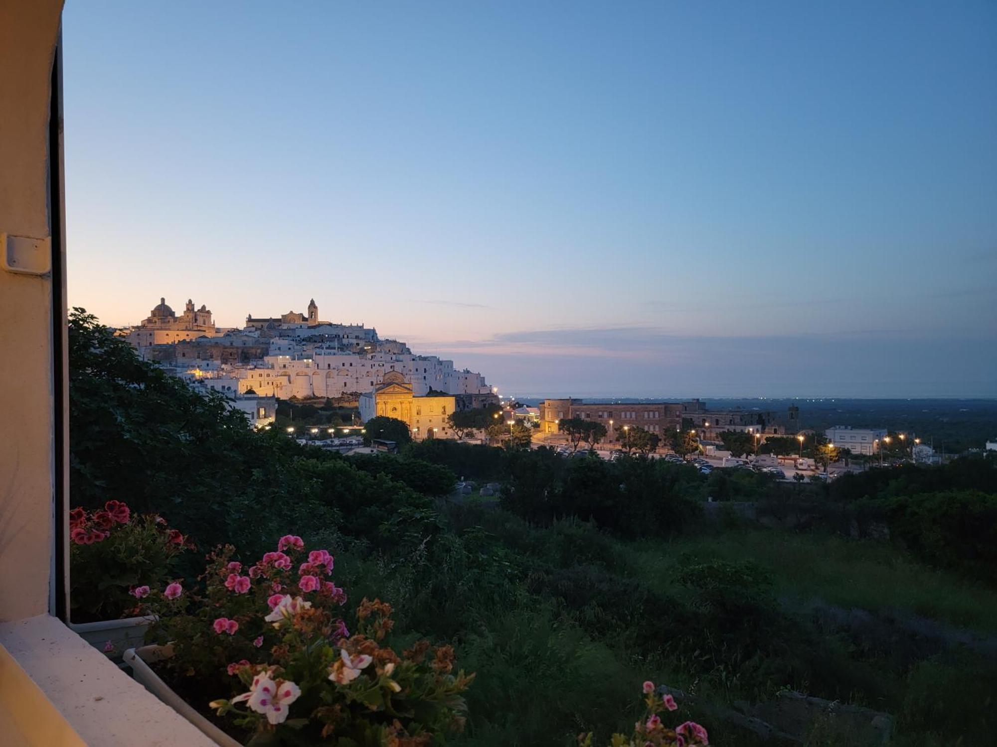 Casa Josephina - Three Level Stone Home With Balcony, 2 Roof Terraces & Sea Views Ostuni Exterior photo